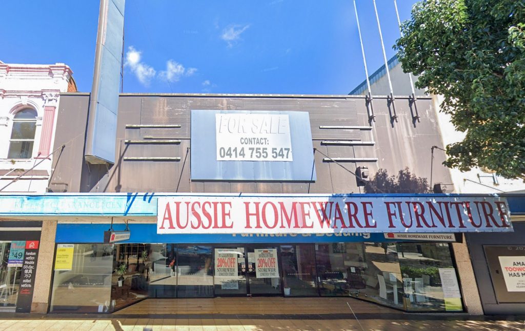 shopfront - shop with warehouse and loading dock for sale toowoomba 2